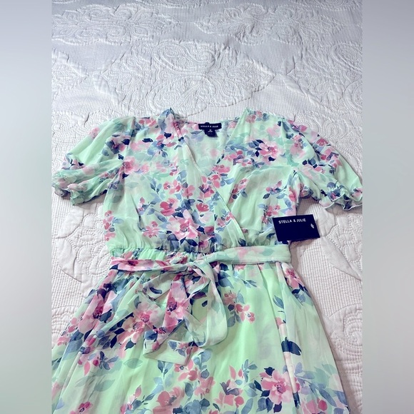Green Puff Sleeve V-Neck Midi SunDress floral - Picture 11 of 12